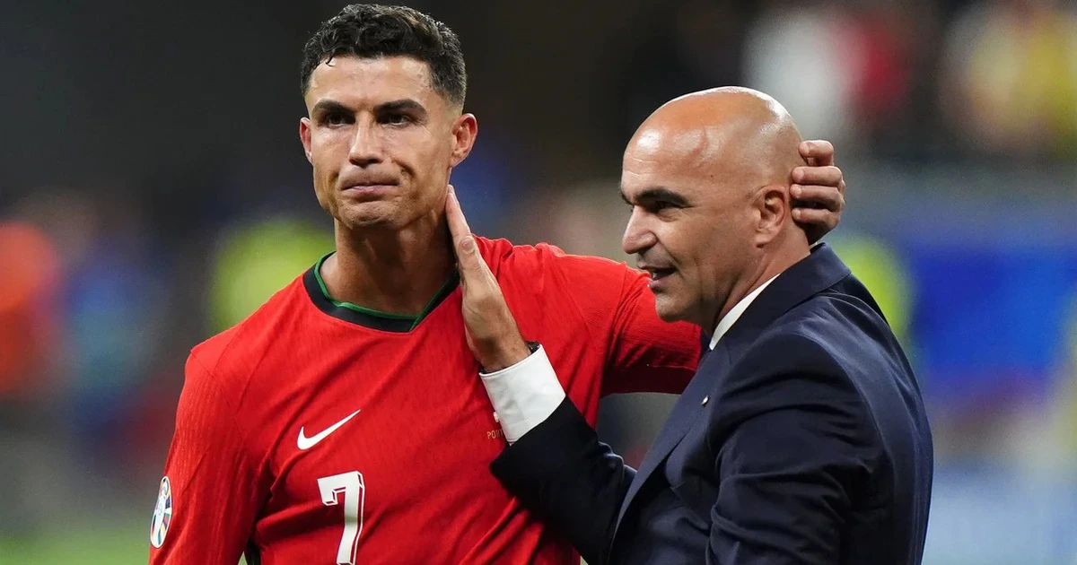 HLV Bồ Đào Nha: 'Có thể tôi sẽ thay Ronaldo ở trận tới'