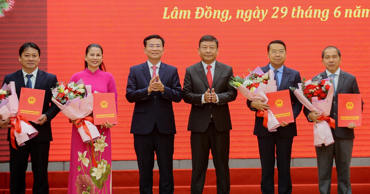 Lâm Đồng điều động, bổ nhiệm 10 cán bộ chủ chốt