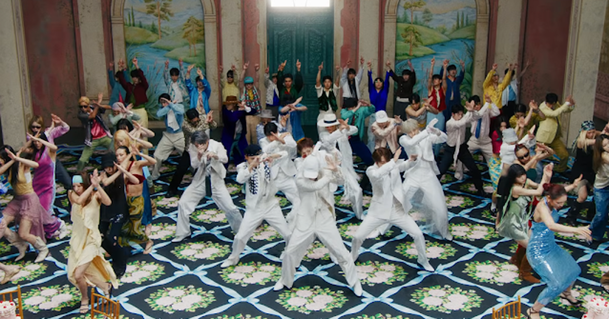 8 'quý ông' ATEEZ quyến rũ công chúng bằng vũ đạo thần sầu của Bad