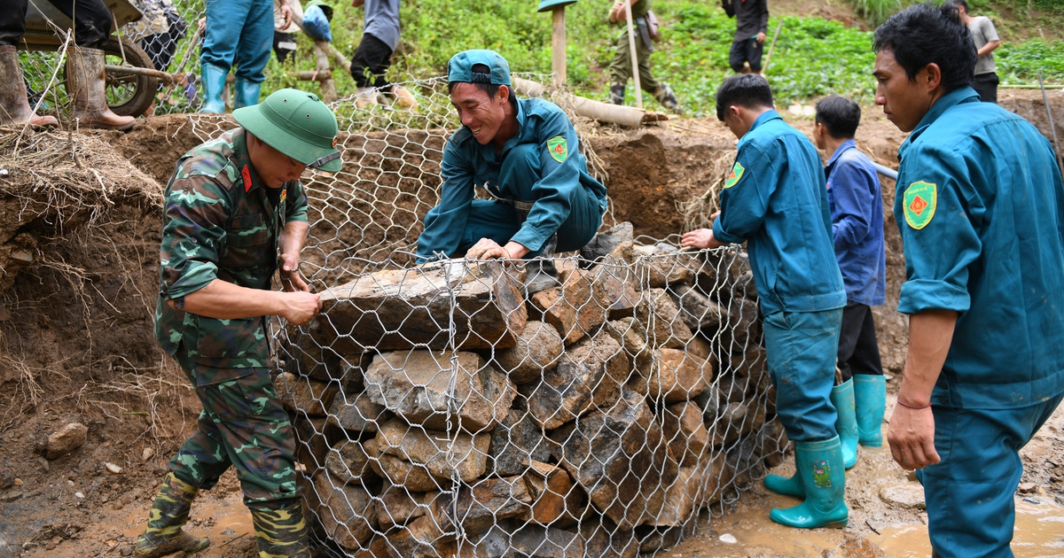 Áp dụng chính sách tinh giản biên chế với người nghỉ việc do sắp xếp ban chỉ huy quân sự xã