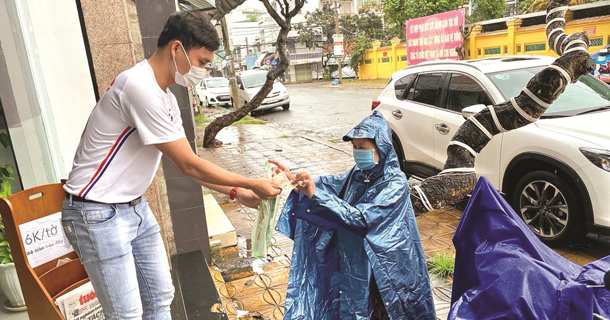 Khi báo giấy vắng bóng