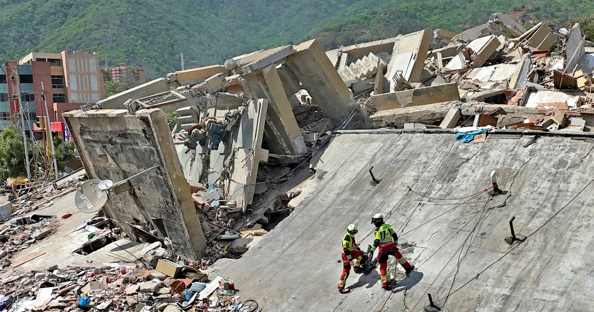 Hàng loạt khu nhà ở công Venezuela sập sau động đất, chất lượng xây dựng bị đặt dấu hỏi