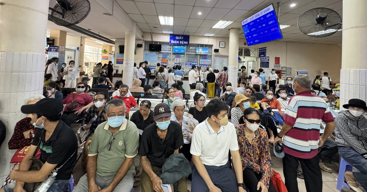 Sở Y tế TP.HCM phản hồi cử tri về tình trạng quá tải bệnh viện, thiếu thuốc