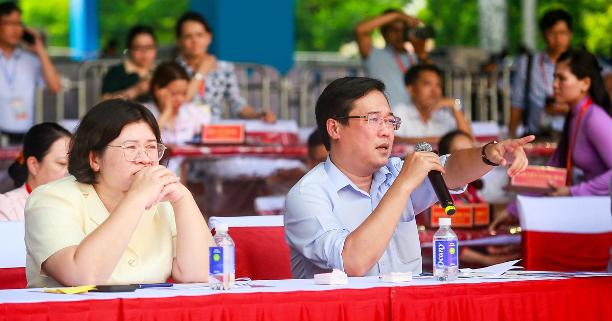 TP.HCM tổng duyệt lễ kỷ niệm 50 năm thành phố vinh dự mang tên Bác
