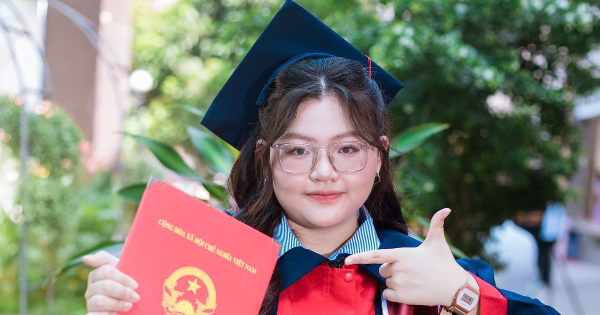 Một trường ở TP.HCM có hai thủ khoa khối B toàn quốc