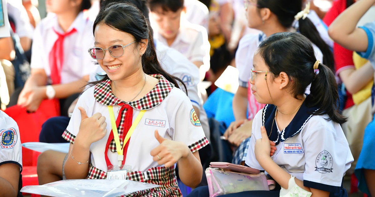 Khảo sát vào lớp 6 ở TP.HCM: Thí sinh thích thú khi được 'viết tiếp câu chuyện'