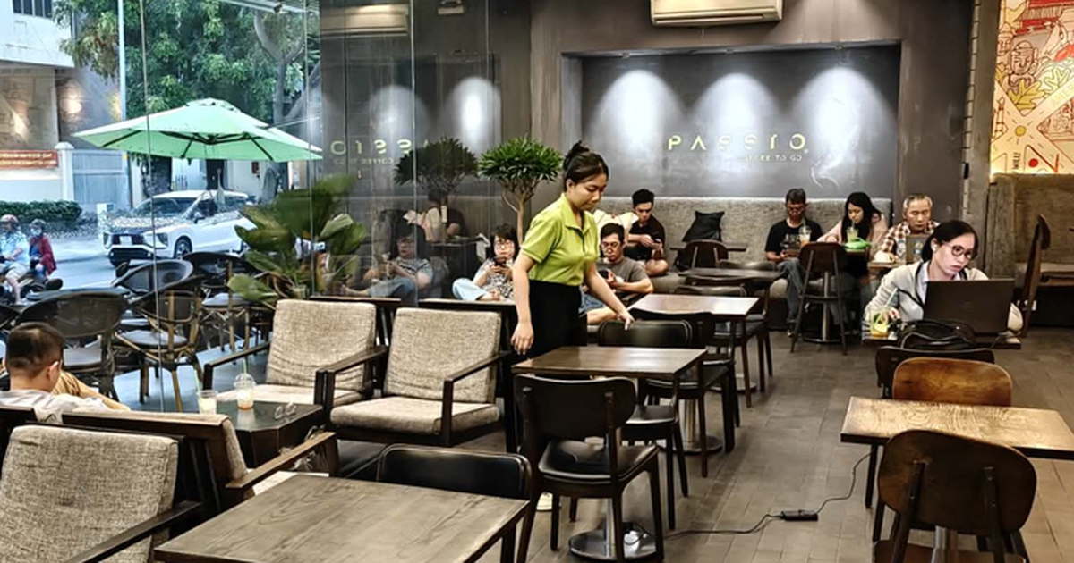 Vietnamese cafés go silent on local music amid copyright concerns