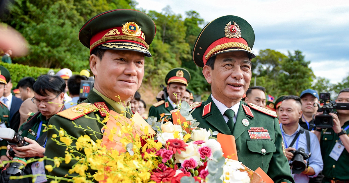 Đại tướng Phan Văn Giang chủ trì lễ đón Phó thủ tướng, Bộ trưởng Bộ Quốc phòng Lào
