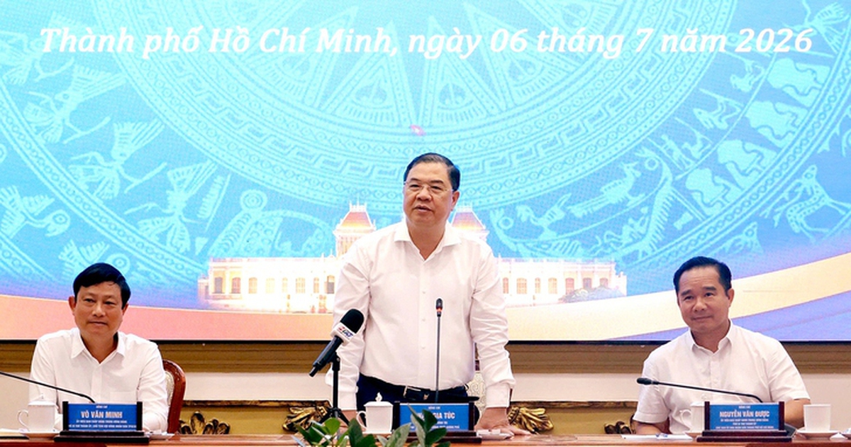 Phó thủ tướng thường trực: Có lộ trình di dời cảng biển ra khỏi trung tâm TP.HCM để giảm ùn tắc giao thông