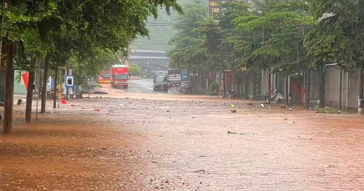 Thời tiết hôm nay 12-7: Bắc Bộ còn mưa to, đề phòng lũ; Nam Bộ ngày nắng, chiều mưa