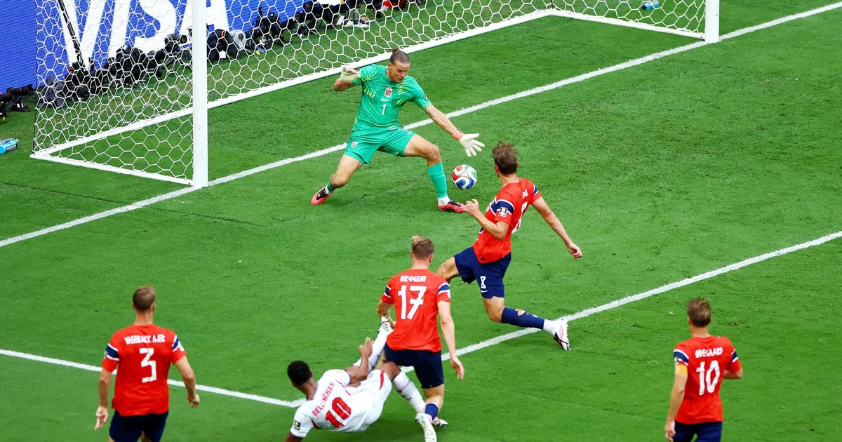FIFA giải thích vì sao bàn thắng tranh cãi của Bellingham lại hợp lệ