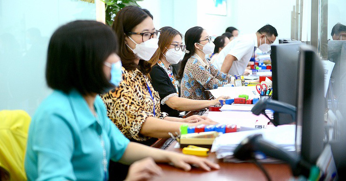 Bộ Nội vụ hướng dẫn giải quyết chế độ với cán bộ, công chức, viên chức dôi dư