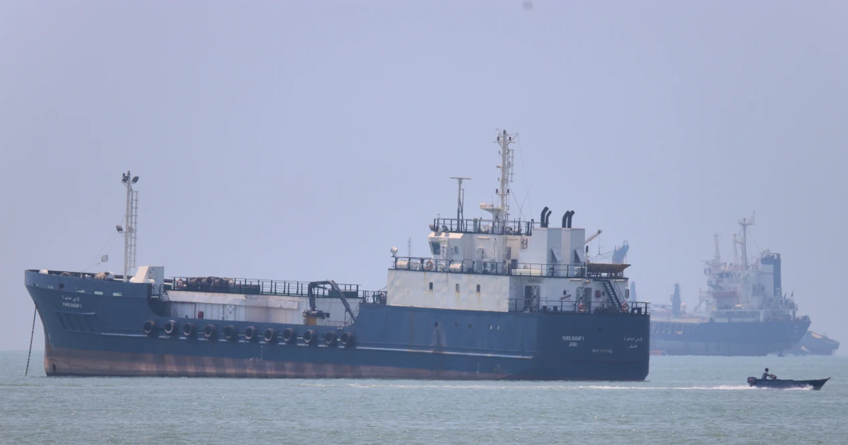 Mỹ bác tuyên bố của Iran, khẳng định eo biển Hormuz vẫn thông suốt