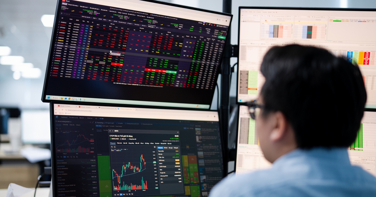 Chứng khoán 14-7: VN-Index mấp mé 1.800 điểm, nên bán hạ tỉ trọng hay mua bắt đáy?