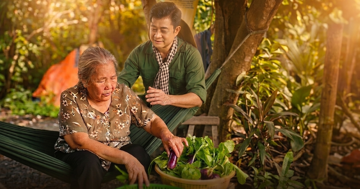 Nghệ sĩ Lê Thiện gây xúc động với bà mẹ nhớ người con liệt sĩ trong khu vườn quạnh hiu