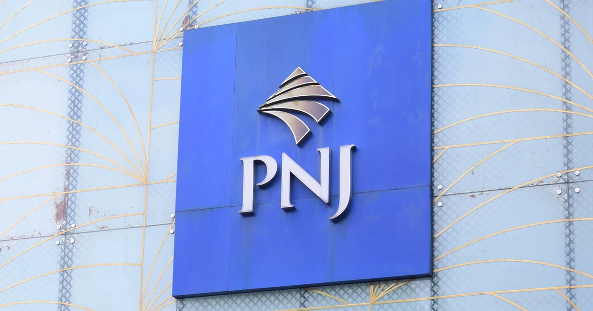VN-Index kết phiên trong sắc xanh ngoạn mục, PNJ bất ngờ 'tím trần'