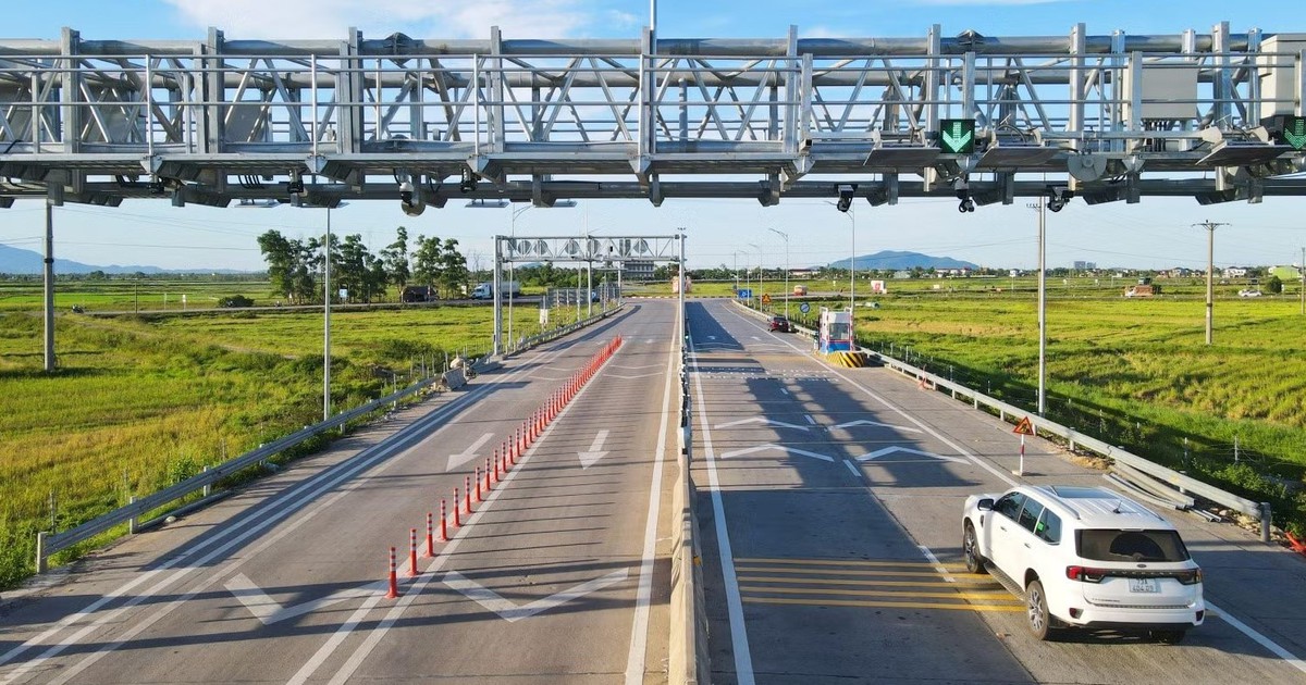 Từ tối 15-7, thu phí 5 đoạn cao tốc Bắc - Nam qua miền Trung