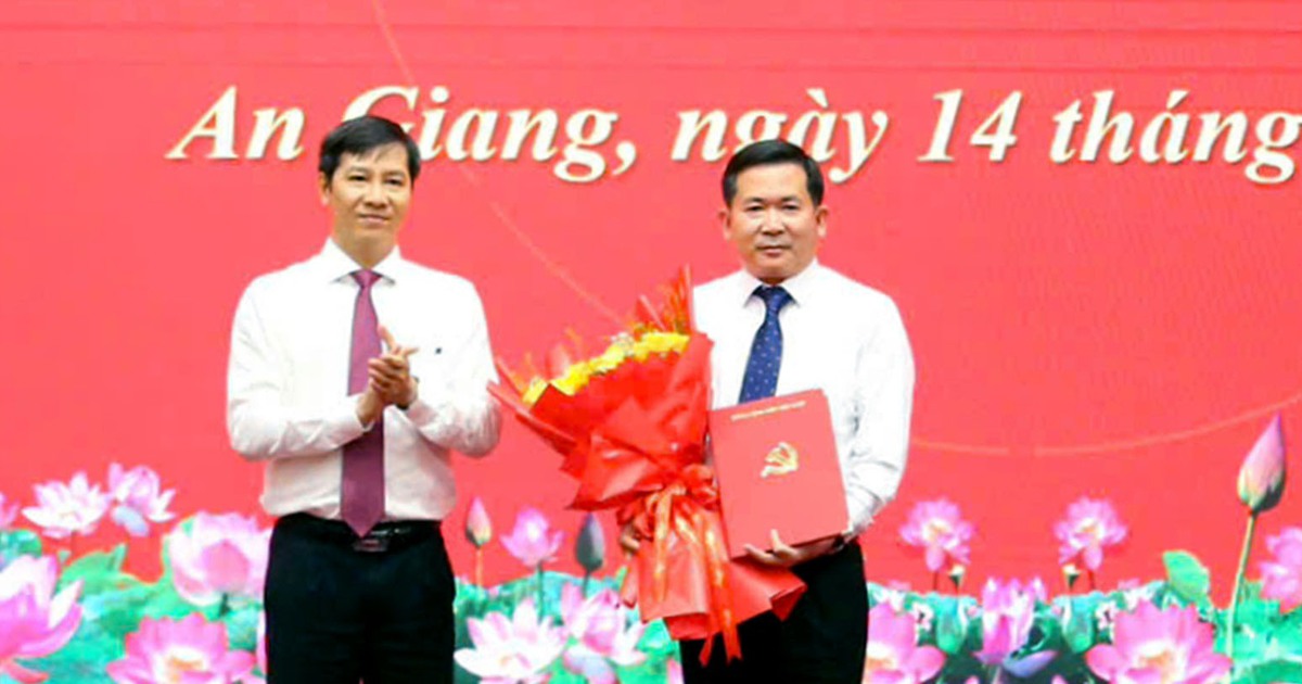 Trung tướng Đinh Văn Nơi giữ chức Phó Bí thư Tỉnh ủy An Giang, kiêm Bí thư Đảng ủy đặc khu Phú Quốc