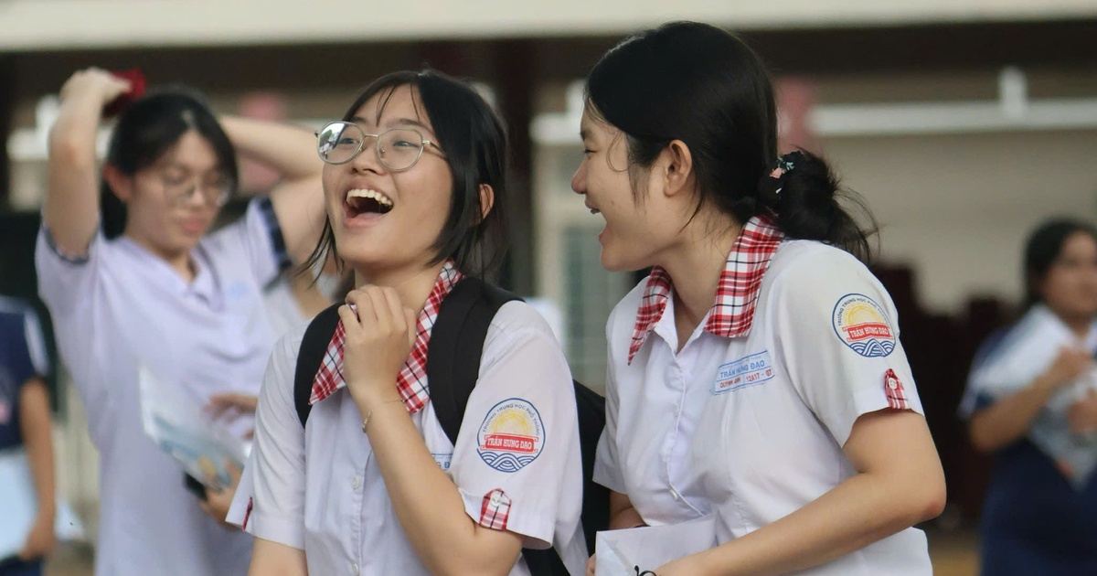 Tách riêng 2 kỳ thi THPT và tuyển sinh đại học: Có thêm gánh nặng tài chính khi phải thi nhiều lần?