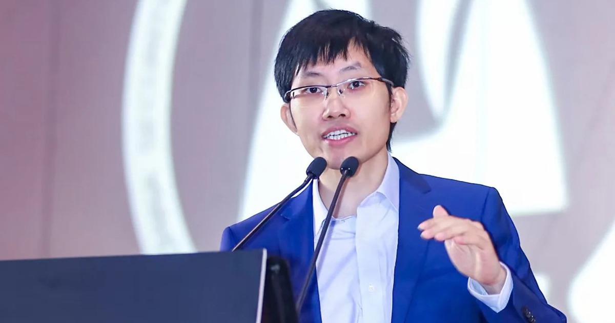 Ông chủ DeepSeek trở thành nhà sáng lập AI giàu nhất thế giới