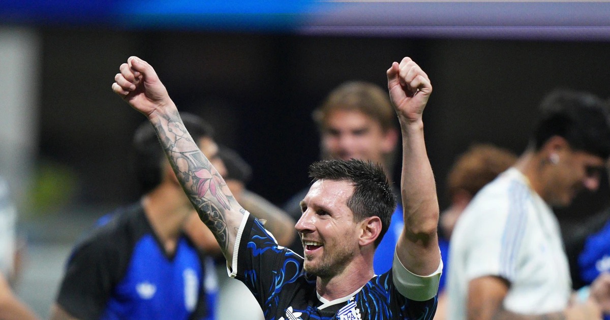 Video Messi hai lần kiến tạo giúp Argentina đánh bại tuyển Anh