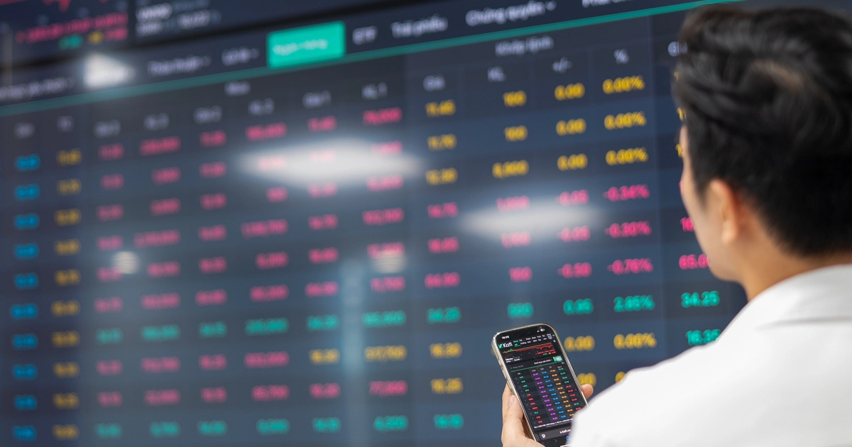 Chứng khoán 15-7: Lưu ý gì khi VN-Index có thể hồi lên vùng 1.810-1.820 điểm?