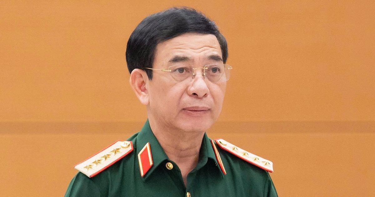 Đại tướng Phan Văn Giang trình dự Luật Phòng, chống phổ biến vũ khí hủy diệt hàng loạt