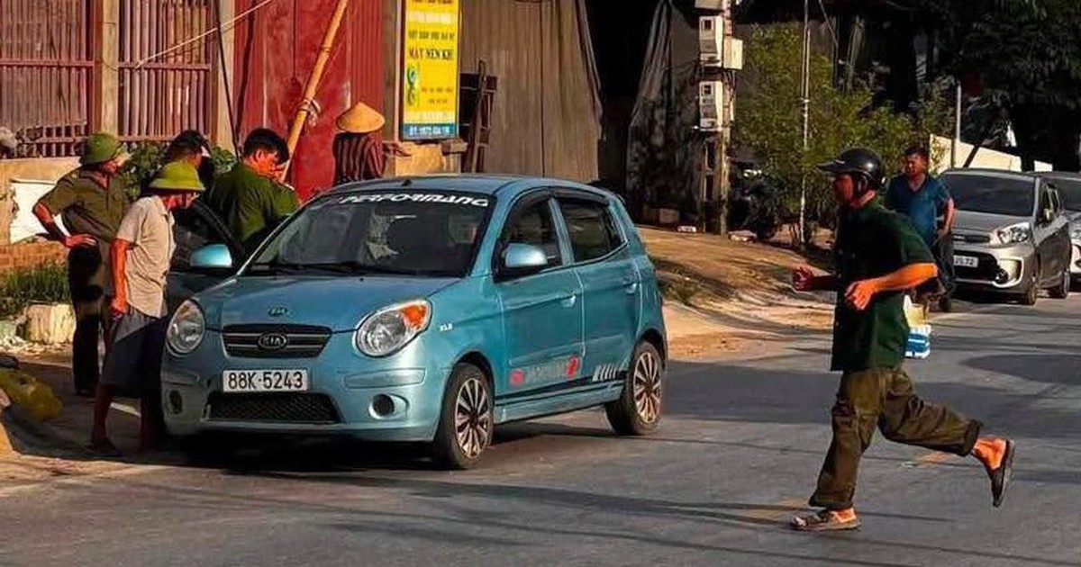 Điều tra nguyên nhân 2 người tử vong trong ô tô