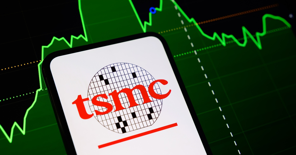 'Ông lớn' sản xuất chất bán dẫn TSMC lãi kỷ lục, nâng đầu tư tại Mỹ lên 265 tỉ USD