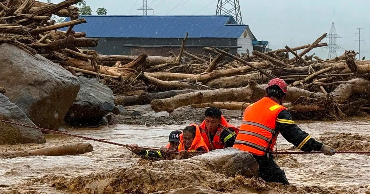Mưa lũ ở Mường Than khiến 6 người nghi mất tích, 1 người chết