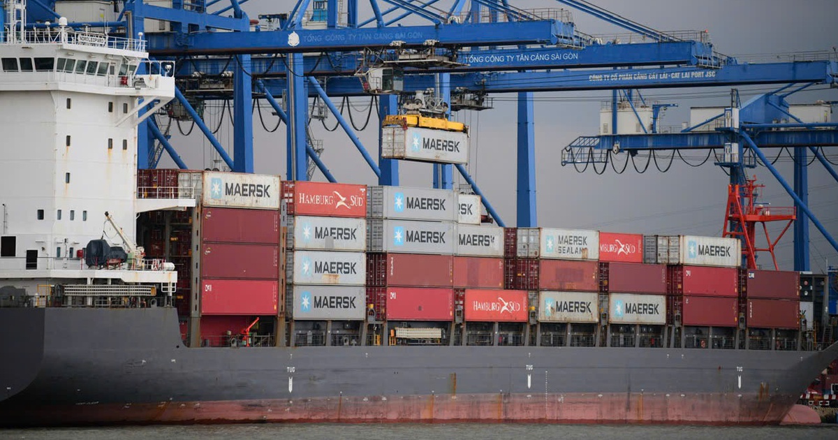 Cước container đi Mỹ tăng hơn 400 USD trong một tuần, chạm mốc 9.260 USD/container