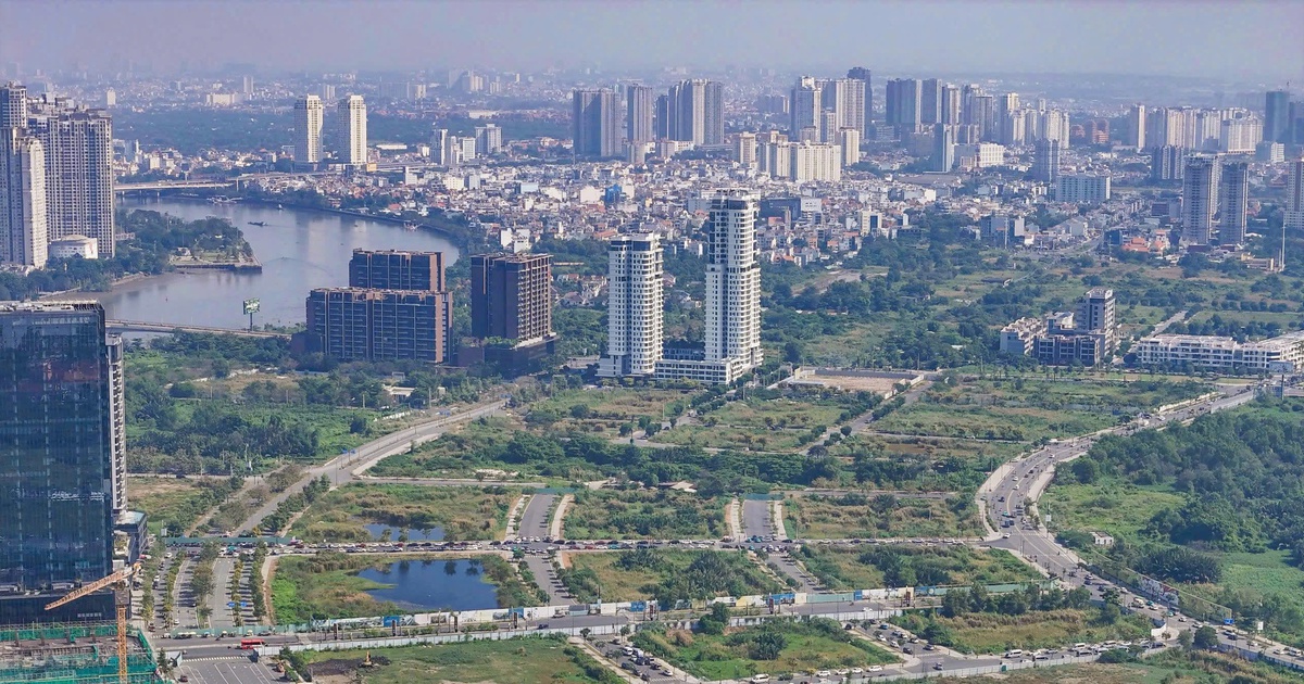 Tin tức sáng 18-7: Đẩy nhanh xác định giá đất để tăng thu ngân sách cho TP.HCM