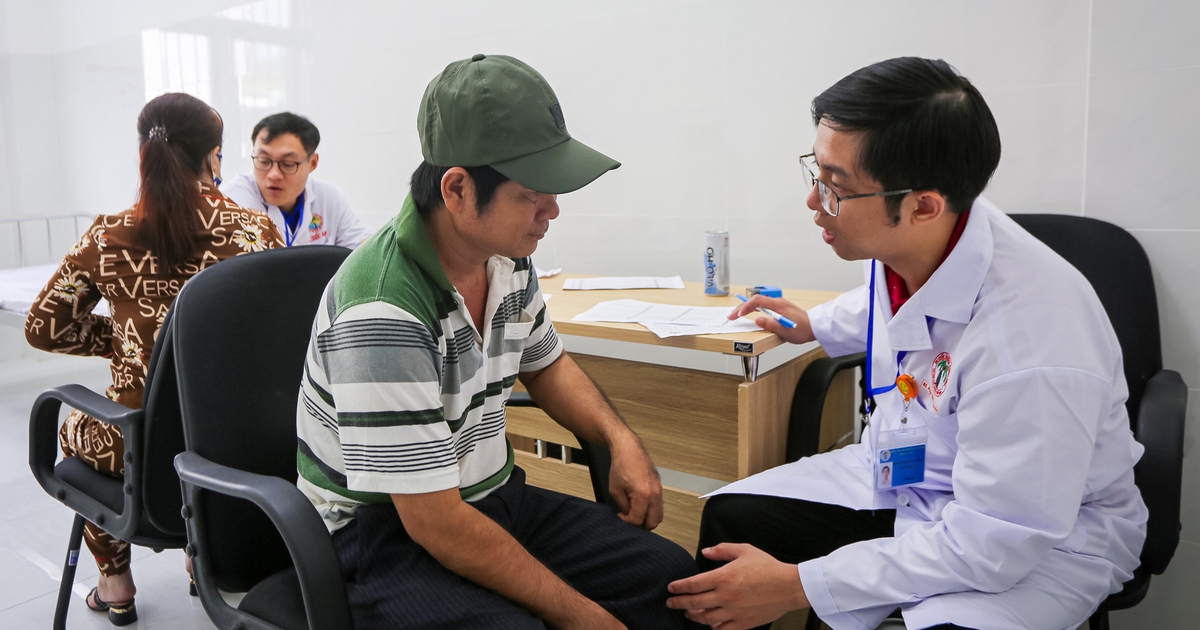 TP.HCM kiến nghị để người yếu thế được khám BHYT ngay tại nơi ở