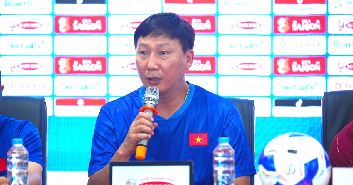 HLV Kim Sang Sik: 'Myanmar giờ không dễ chơi, nhưng tôi mong đội tuyển Việt Nam ghi nhiều bàn'