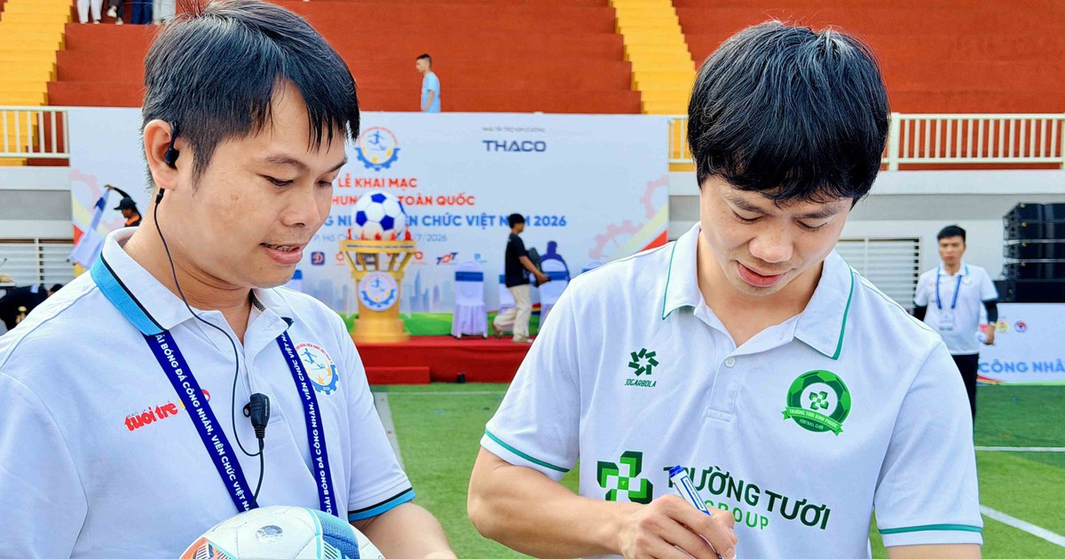 Công Phượng 'làm nóng' VCK Giải bóng đá công nhân, viên chức Việt Nam 2026