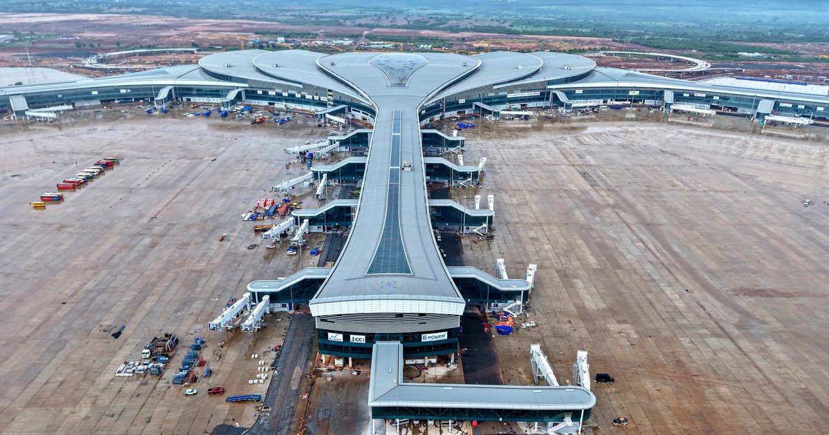 Sân bay Long Thành: Huy động 9.000 công nhân, quyết tâm vận hành thương mại vào 12-2026