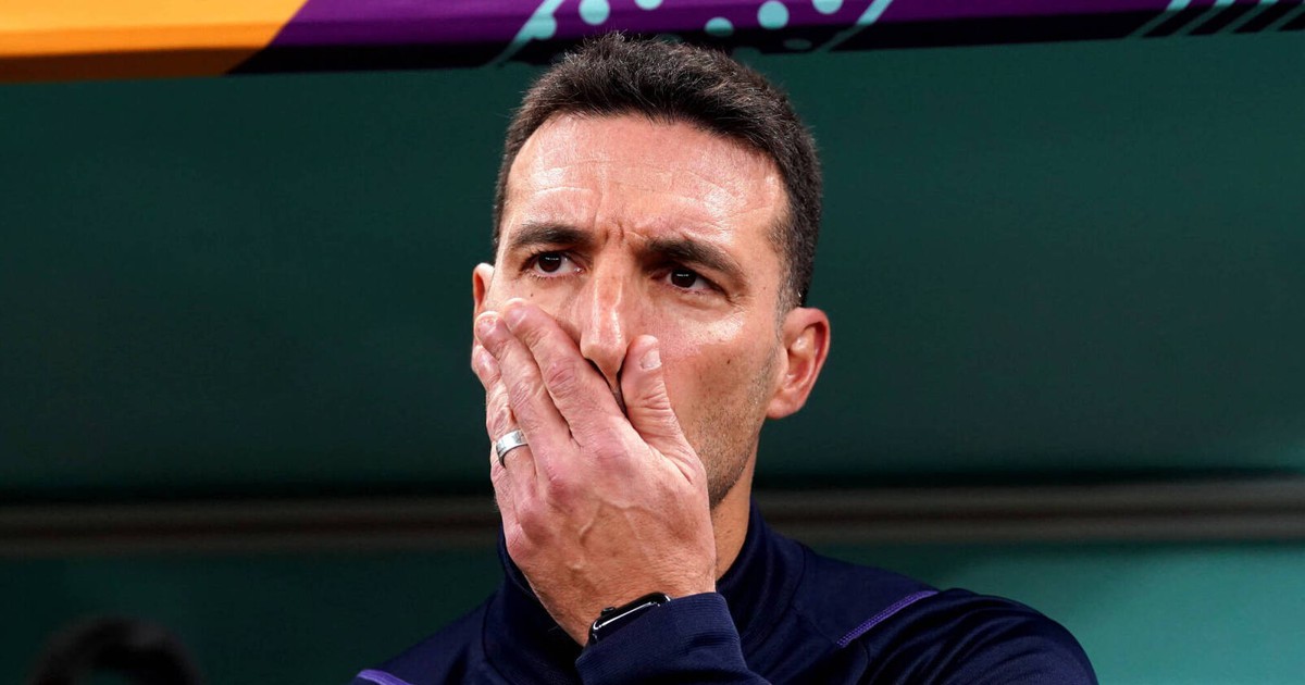Scaloni, đã đến ngày anh phải chống lại người Tây Ban Nha và 'cô gái áo đen' yêu dấu!