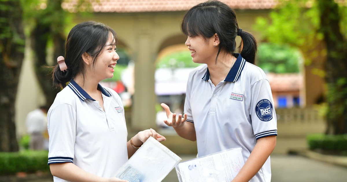 Tách hay nhập kỳ thi: Quyết định phải dựa trên dữ liệu