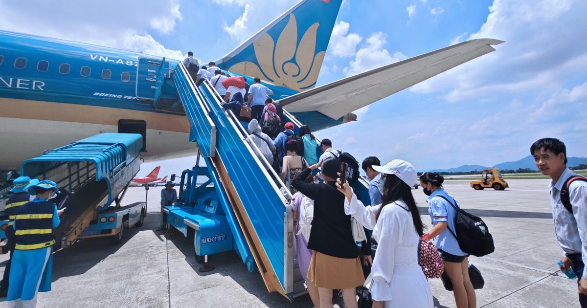 Vé nhiều chặng bay tháng 7 giảm còn dưới 1 triệu đồng