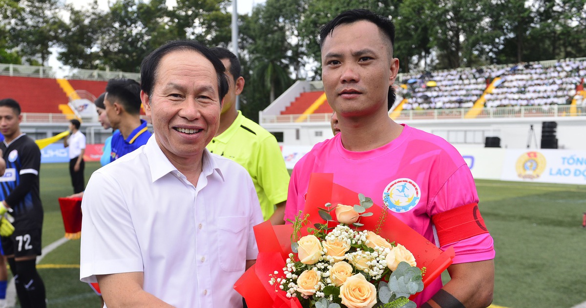 Chung kết Giải bóng đá công nhân, viên chức Việt Nam 2026: Ngân hàng đấu Petrovietnam