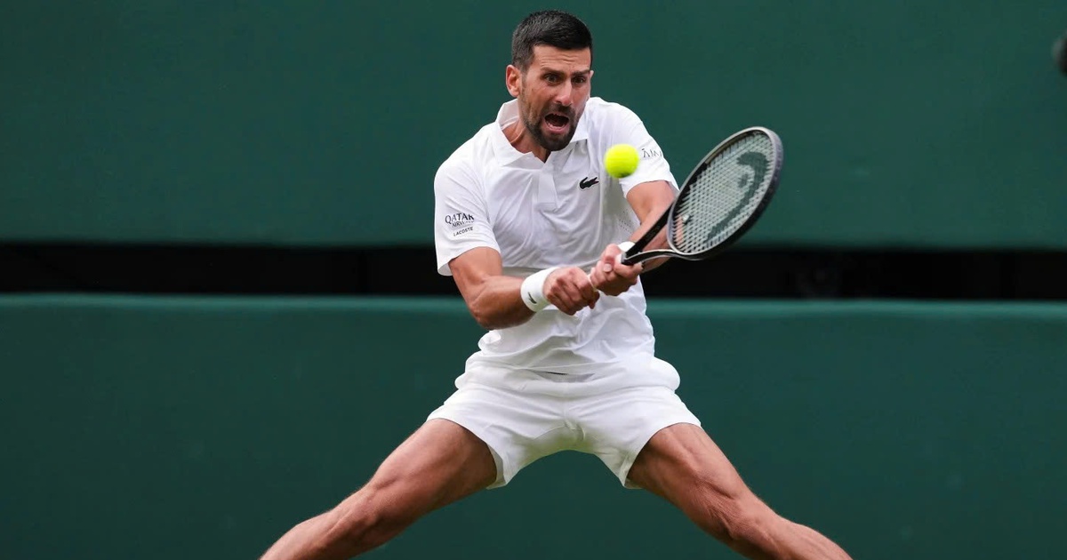 Djokovic trêu cô bé nhặt bóng tại Wimbledon 2026