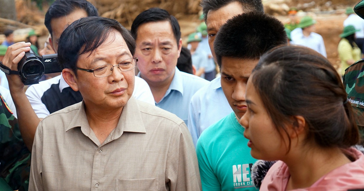 Phó thủ tướng Hồ Quốc Dũng: xây lại nhà cho dân bị lũ quét ở Lai Châu xong trước ngày 2-9