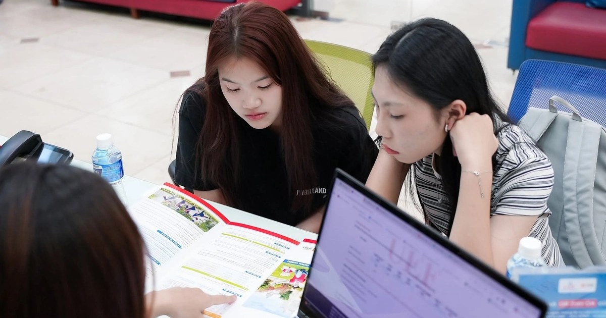 Hơn 125.000 hồ sơ tuyển sinh chưa duyệt minh chứng, Bộ GD-ĐT yêu cầu rà soát gấp