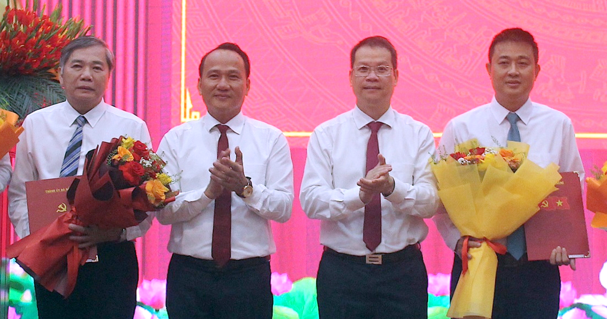 Đà Nẵng bổ nhiệm nhiều cán bộ chủ chốt, giao quyền Giám đốc Báo và Phát thanh - Truyền hình Đà Nẵng