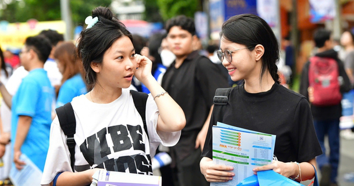 Chọn trường đại học theo ý thích hay theo điều kiện gia đình?