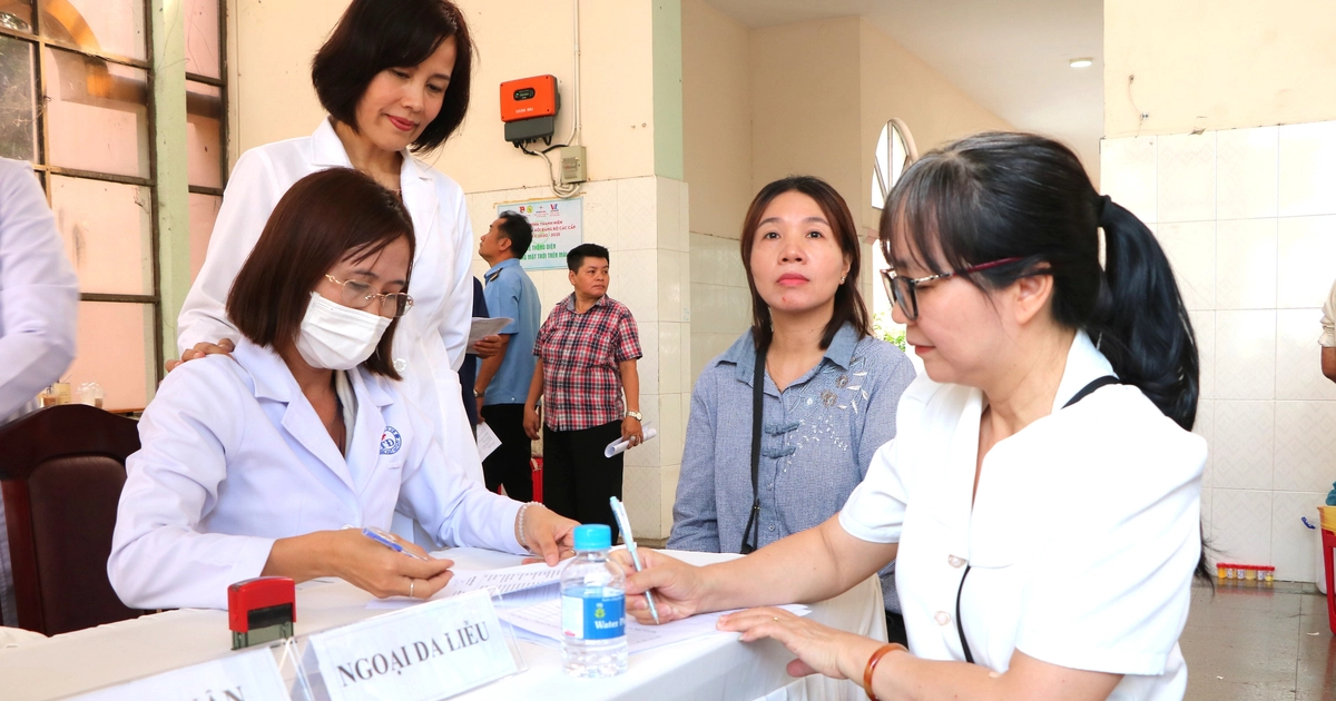 Trạm y tế TP.HCM chăm sóc hơn 100.000 dân, chỉ có 25 nhân sự, 'khát' bác sĩ chuyên khoa