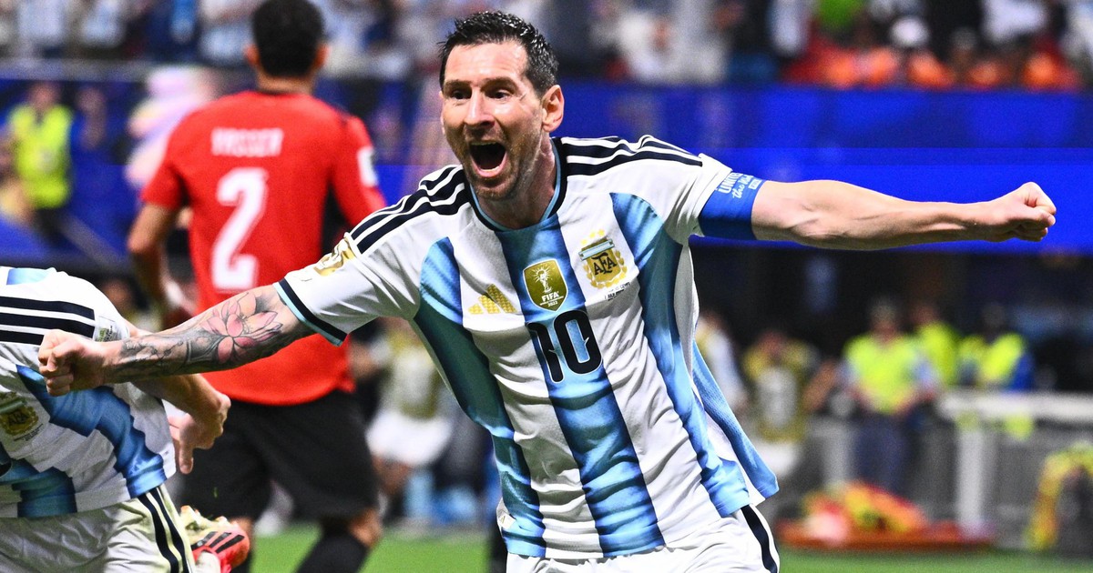 Messi được bình chọn là ‘Cầu thủ xuất sắc nhất World Cup’