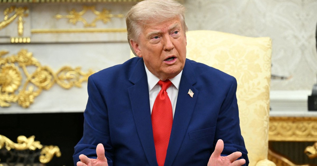 Ông Trump cảnh báo Nga và Trung Quốc không bán vũ khí cho Iran