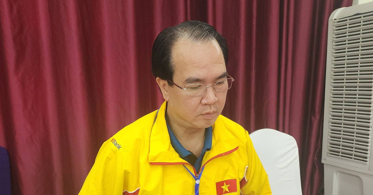Nguyễn Thành Bảo giúp Việt Nam thắng sít sao 'thập hổ' Trung Quốc ở ván 1