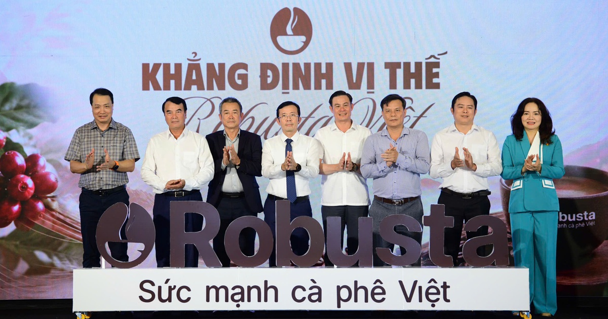 Ra mắt dự án 'Khẳng định vị thế Robusta Việt': Nâng giá trị hạt cà phê từ gốc